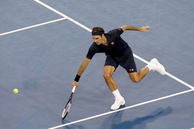 Cincinnati Masters: Federer opens with win over Gojowczyk