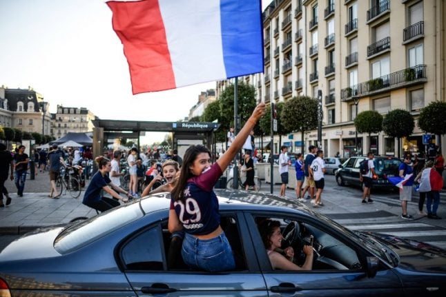 Jubilant French World Cup fans fined for improper car horn honking