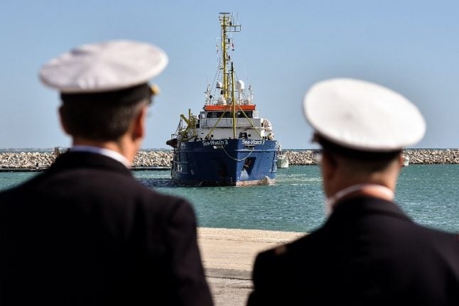Italy asks EU to land rescued migrants at French and Spanish ports instead