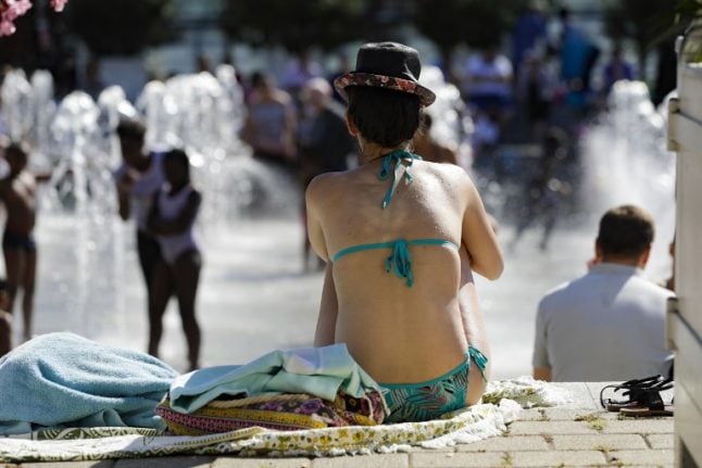 France gets last dose of summer sun as mercury rises to 33C