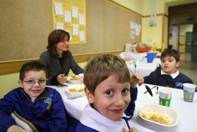 Children can bring packed lunch to school, Italy's top court rules