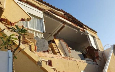 Eight homes evacuated, two injured, after villas collapse in Orihuela