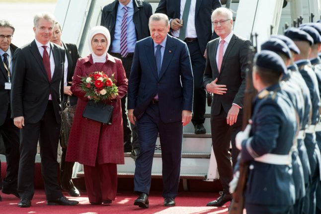 Erdogan greeted by supporters and protesters as Germany visit gets underway