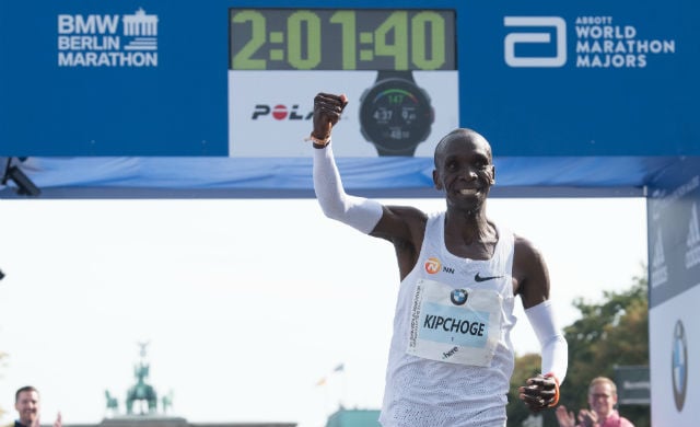 Kenyan runner sets new world record at Berlin marathon