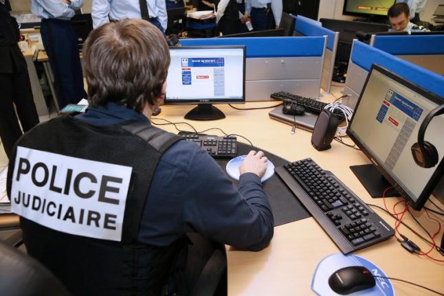 Police in Toulouse seek four men over gang-rape posted online