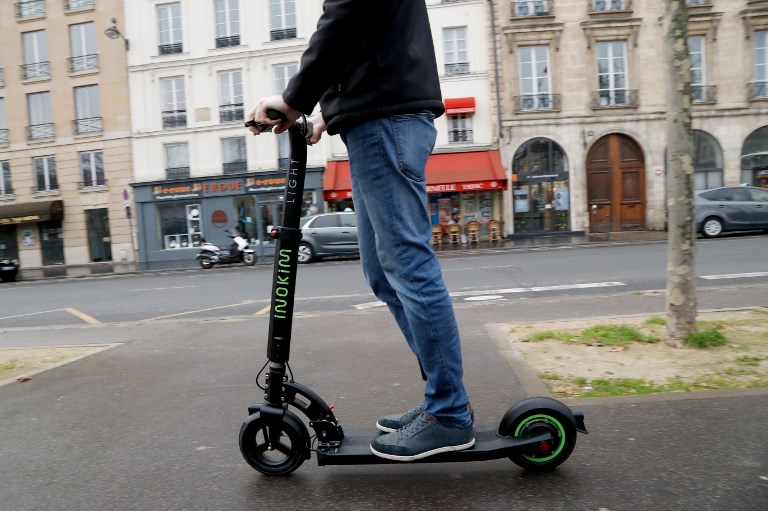 guiden voksen krater France to ban electric scooters from pavements