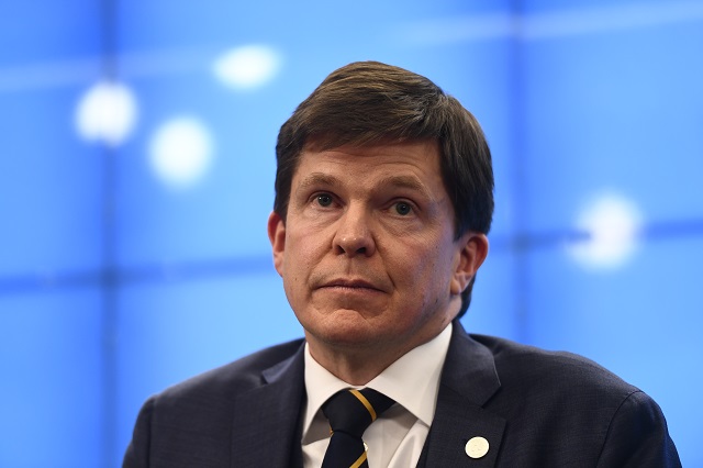Sweden's party leaders meet for group talks in bid to break deadlock