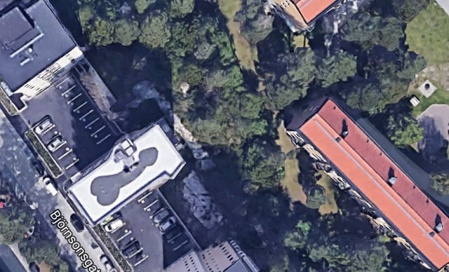 Who painted this giant penis and breasts on two Stockholm apartment roofs?