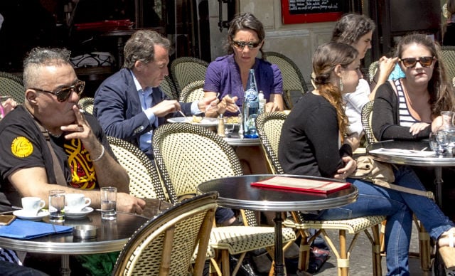 Readers' views: Why it's time to ban smoking on cafe terraces in France