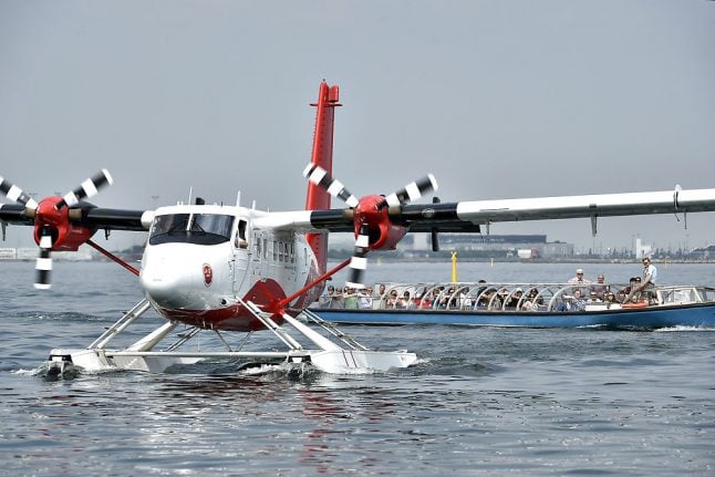 Copenhagen – Aarhus seaplane kept aloft by temporary permit
