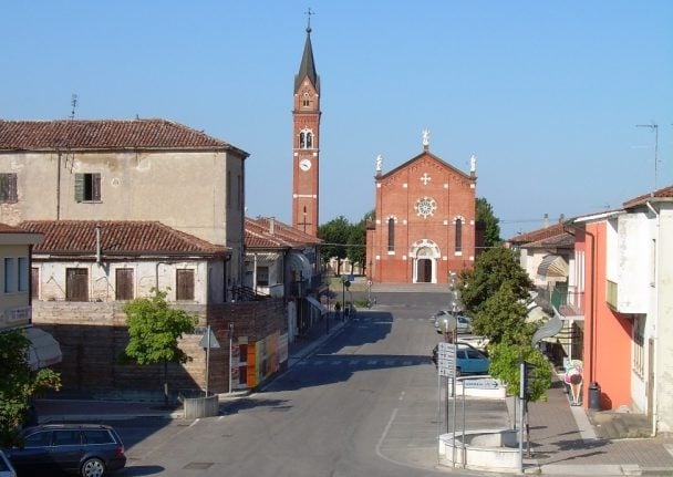 What a small town in Italy has to do with the presidential election in Brazil