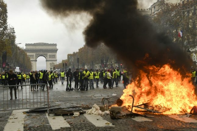 Paris: 'Yellow vest' protest marred by violent clashes with French police on Champs-Elysées