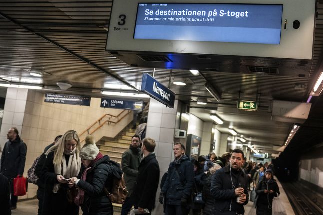 Danish rail workers halt Copenhagen traffic over industrial dispute