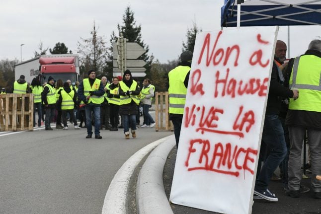 France braces for travel turmoil as ‘yellow vests’ take on Macron