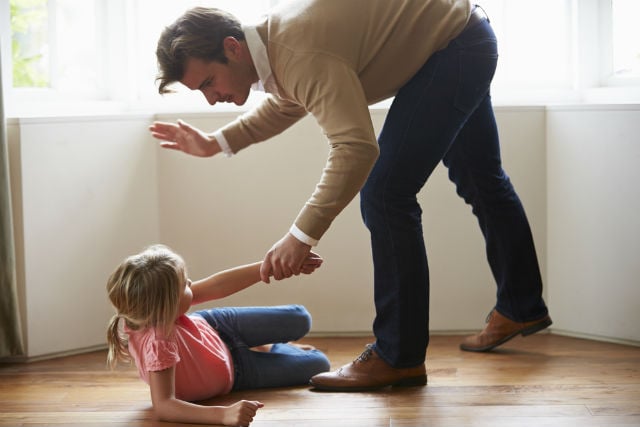 France edges closer to banning the smacking of children