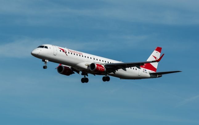 Plane flying from Vienna to Frankfurt forced to turn back due to smoke in cockpit