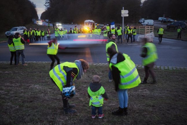 'Yellow vest' protester dies in southern France after being hit by truck