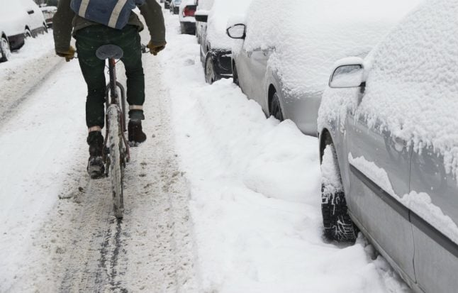 Here’s how to safely cycle through the Swedish winter