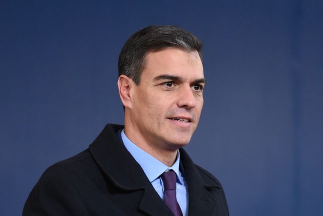 Spanish PM says he aims to see out parliamentary term