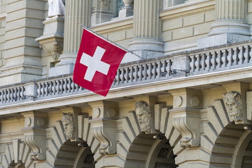 Swiss face deadline on EU ties