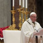 Pope urges more ‘sharing and giving’ in Christmas mass