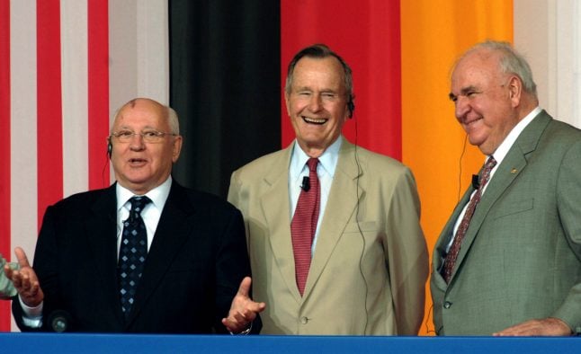 Berlin hails Bush as 'architect' of German unity