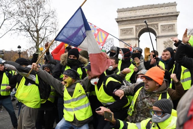 Italian leaders back French ‘yellow vest’ protesters