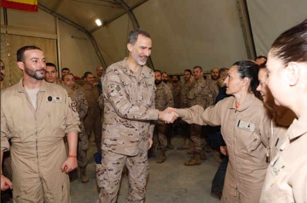 Spain’s King Felipe drops in on troops in Iraq