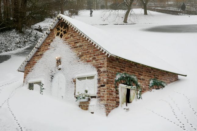 Why this house in western Germany is sinking in the snow