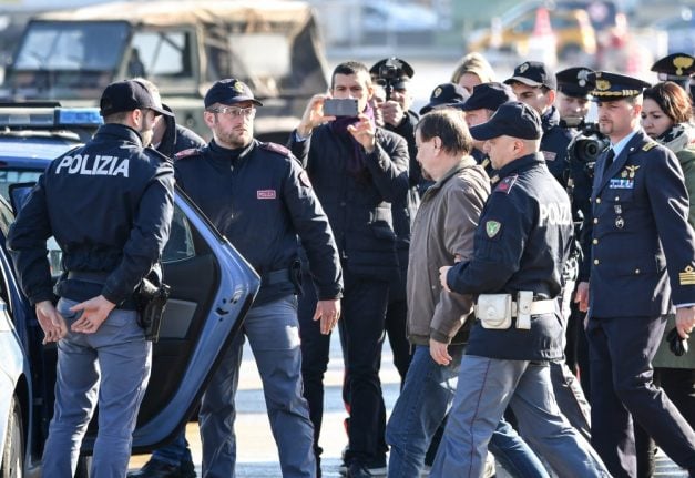 Italy hunting 30 ‘terrorists’ abroad: ministry
