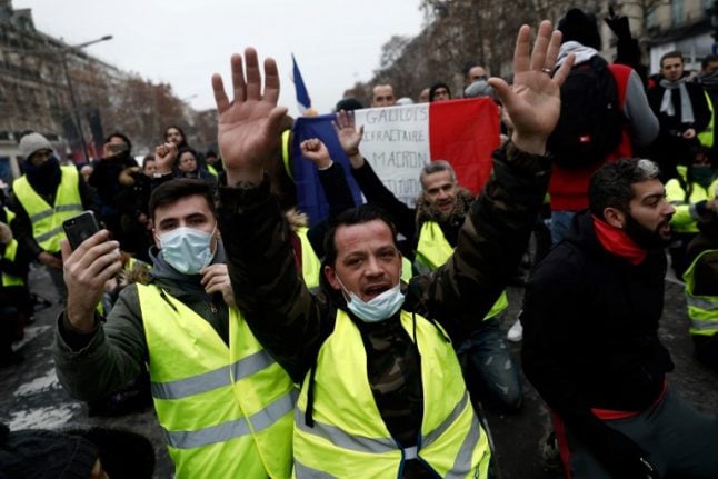 'Yellow vest' leader Eric Drouet arrested on his way to Champs-Elysees protest