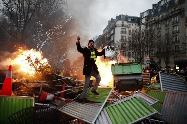 Violence flares again as France's 'yellow vest' protesters return to streets