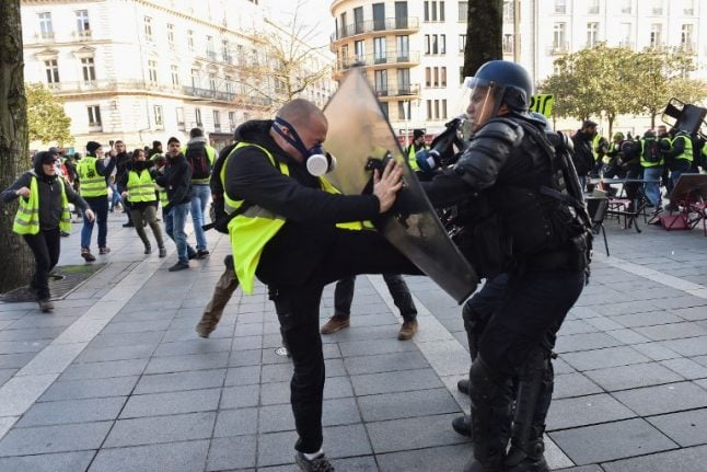 Battle of the kitties: Exhausted French police versus injured yellow vests