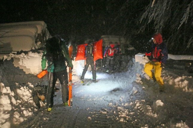 Germany raises avalanche alert after skiier deaths