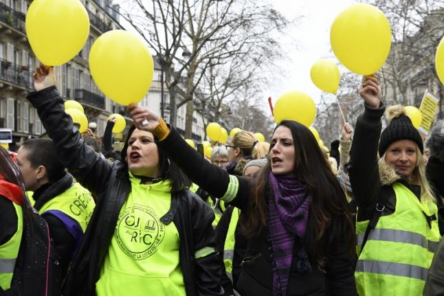 'Macron your goose is cooked': French women take to streets for peaceful 'yellow vest' protests