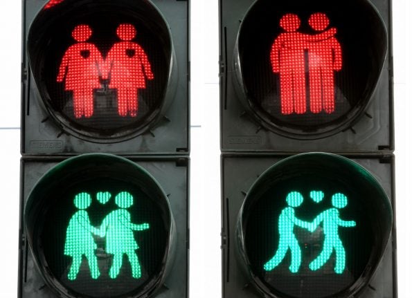 Same-sex couples traffic lights to come to Cologne