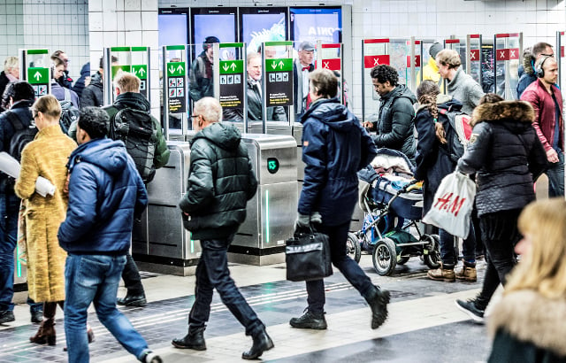 Stockholm metro halts cash payments – here's how to buy your ticket instead