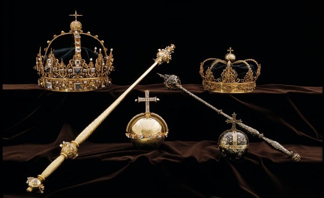 Suspect admits stealing 17th-century Swedish royal crowns