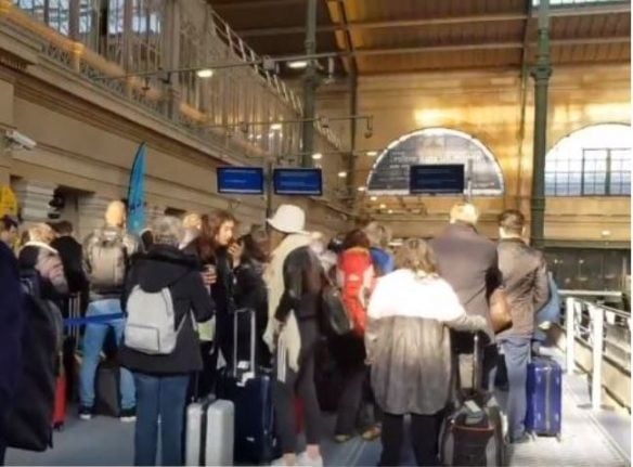 Eurostar LATEST: No end date in sight for French customs protest