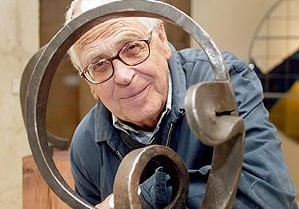 Adiós Martin Chirino: Spain's renowned sculptor dies aged 94