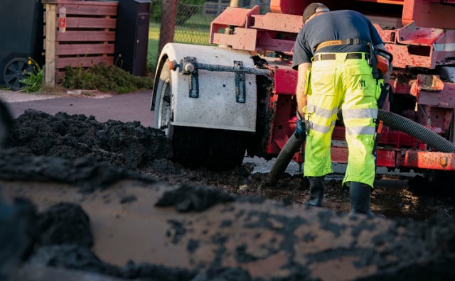 Eight tonnes of human faeces spilled in Swedish town