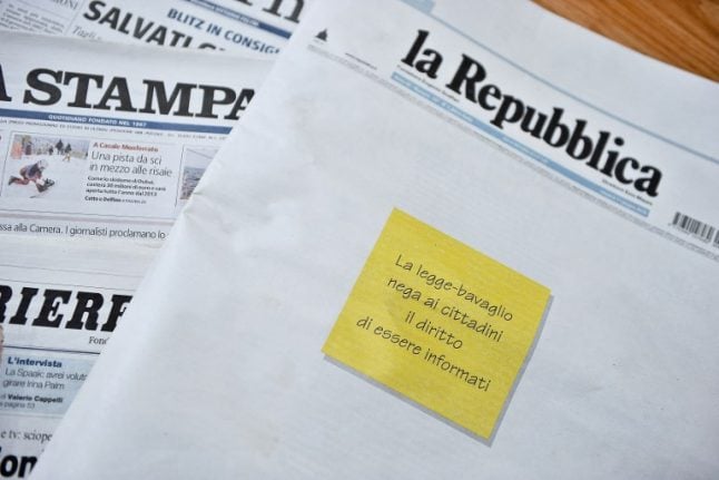 Front pages of Italian newspapers calling for the right of citizens to be informed. 
