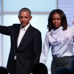 Obama family arrives in Avignon for French holiday