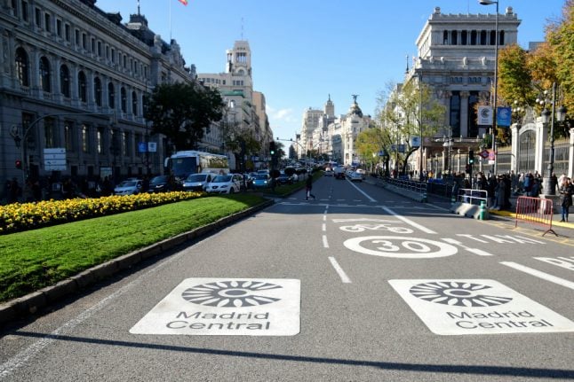 Thousands march to save Madrid Central anti-pollution plan