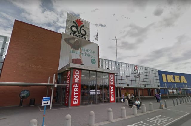 Shopping centre in Sweden evacuated after gas leak