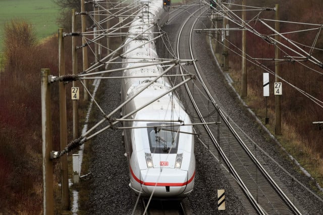 Deutsche Bahn to stop using cancer-linked pesticide on its tracks