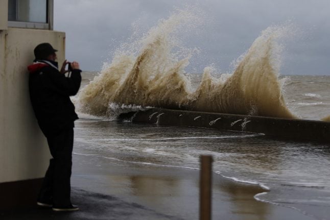 Storm Miguel: More weather warnings as western France braces for 130km/h winds