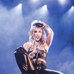 Miley Cyrus wears Danish ‘student cap’ at Odense concert