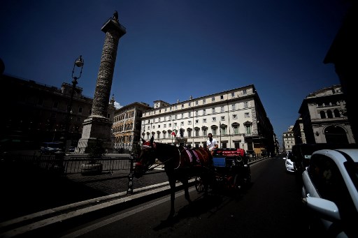 Italian senators to discuss plan for early elections