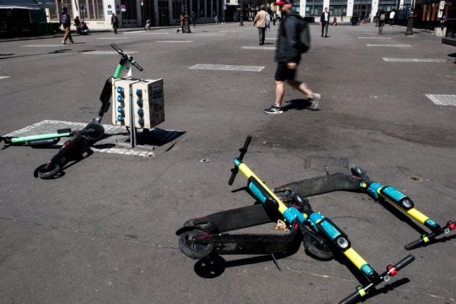 Electric scooter rider killed in Paris motorway crash